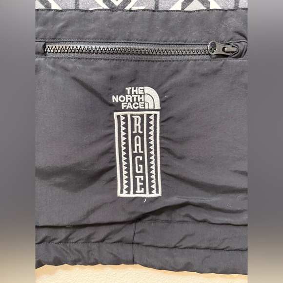 The North Face ‘92 Rage Fleece Crew Sweat White Print Small - Picture 8 of 14